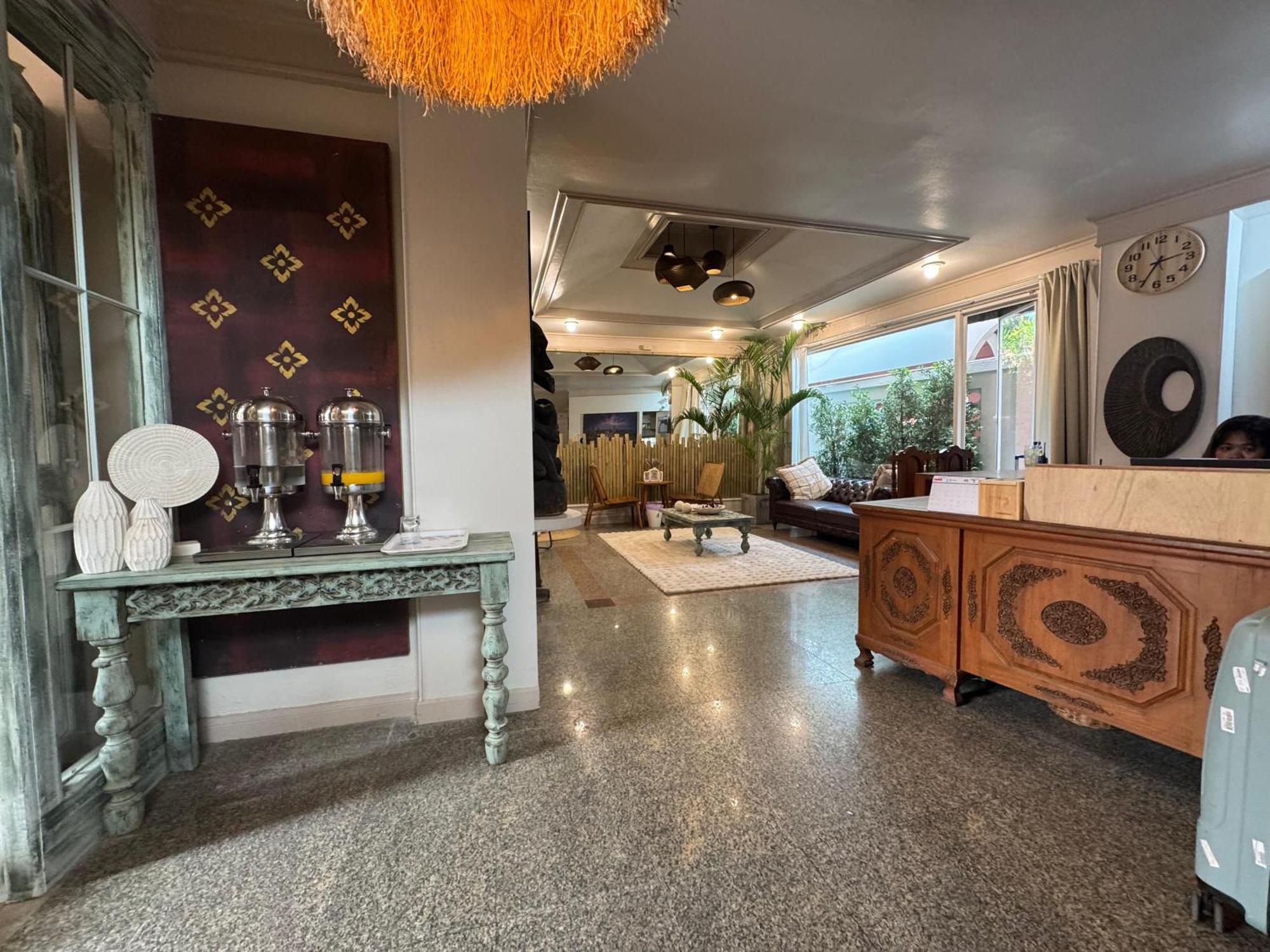 The Taksim Patong Beach Hotel Ngoại thất bức ảnh