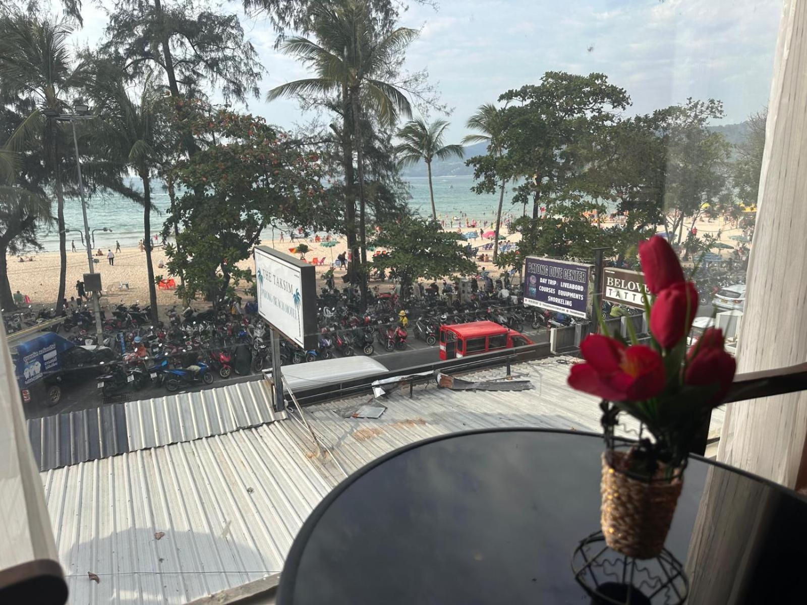 The Taksim Patong Beach Hotel Ngoại thất bức ảnh
